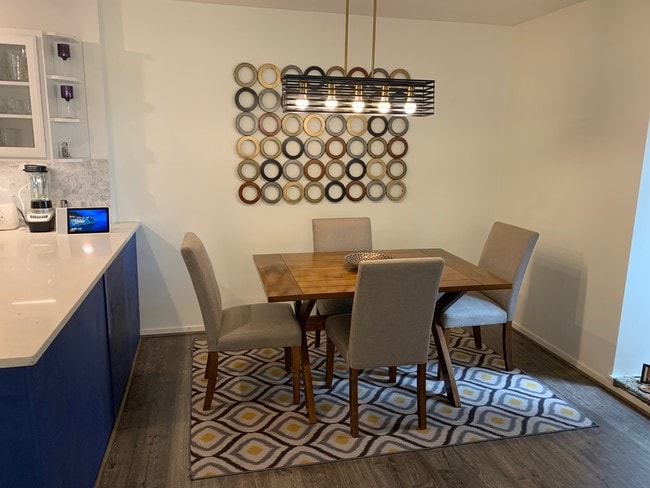 Comedor - 19 1st St S Unidad B308