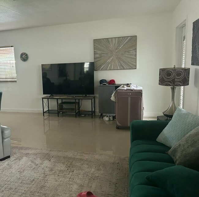 Photo - 686 Brittany Dr Unit O