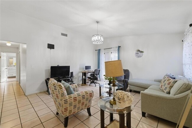 Photo - 1939 SW 73rd Terrace