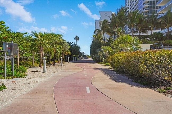 Photo - 6917 Collins Ave Unit 820