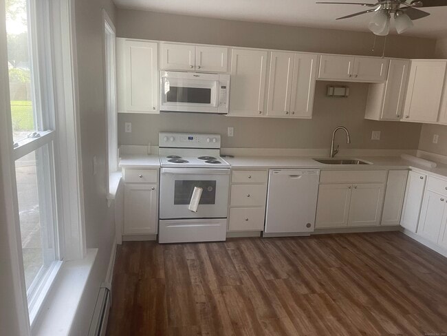 Photo - 14 Church St