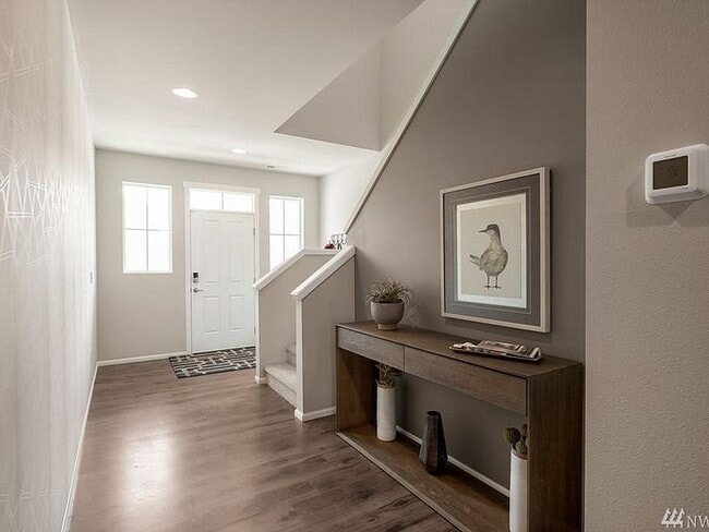 Photo - 18424 111th Ave E