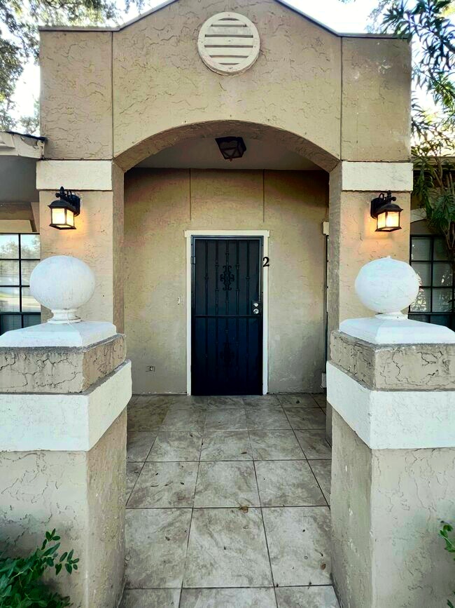 Photo - 601 St James Dr Unit 2