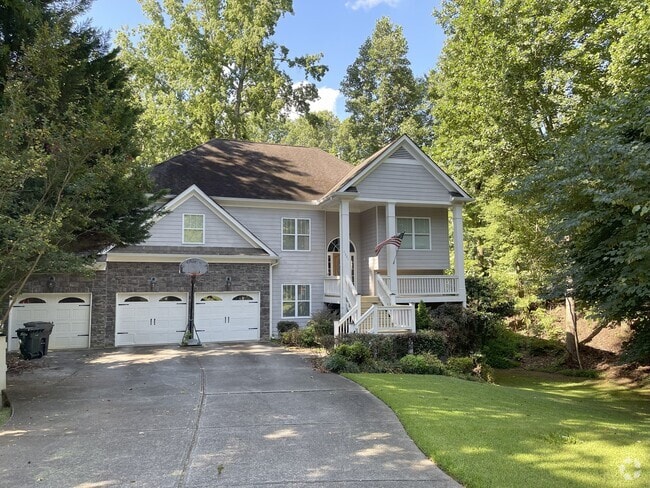 Building Photo - 1371 Stonehenge Ct NW Rental