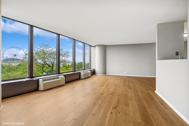 Photo - 505 N Lake Shore Dr Unit 405