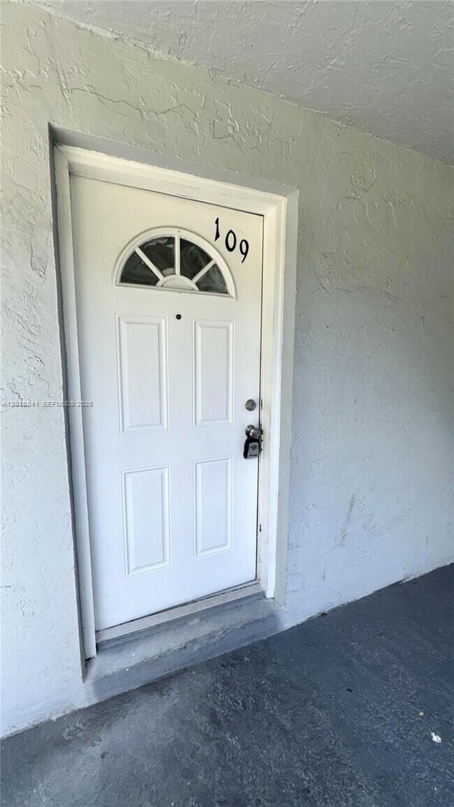 Photo - 6195 W 18th Ave Unidad G109