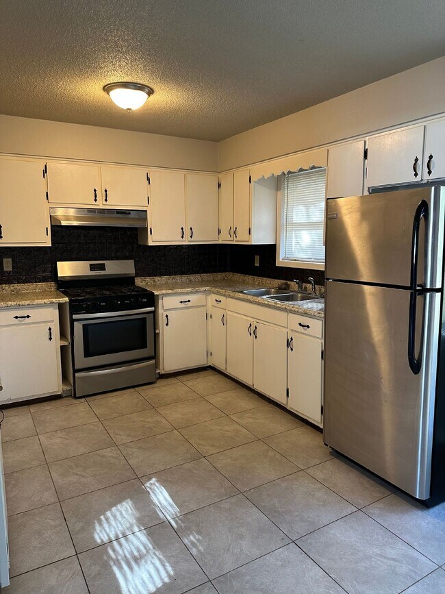 Photo - "Charming 3-Bedroom Home in Brookland - Co...