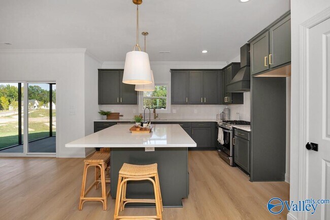 Photo - 101 Stenness Br