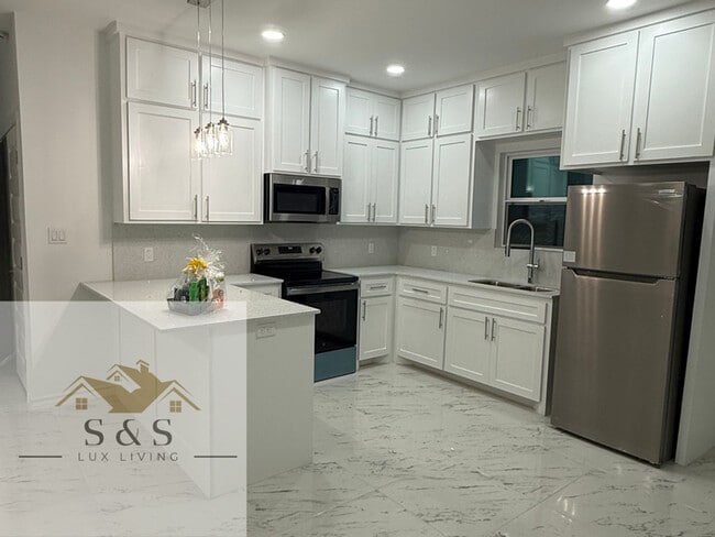 Photo - 11306 N 24th St Unit 3