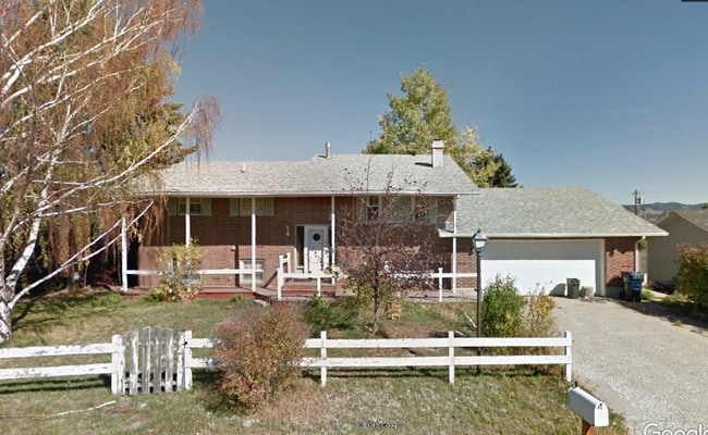 Photo - 1310 Holly Dr House