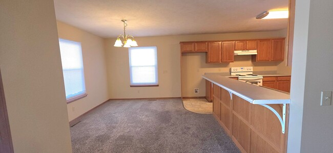 Photo - 3 Bedroom 2 Bathroom home in Nixa for $1395!