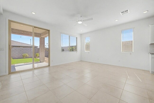Photo - 25291 W Hidalgo Ave