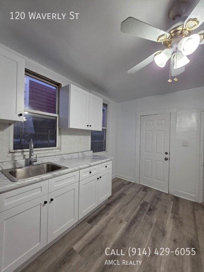 Photo - 120 Waverly St