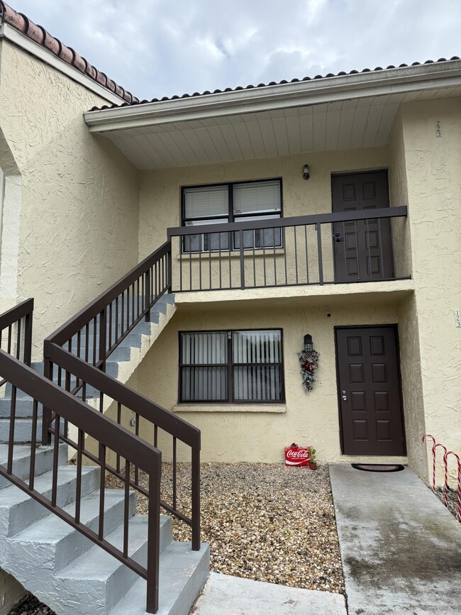 Photo - 22435 SW 61st Way Unidad 223 Rental