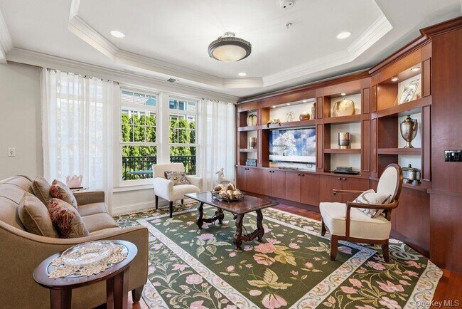 Photo - 336 Trotting Ln