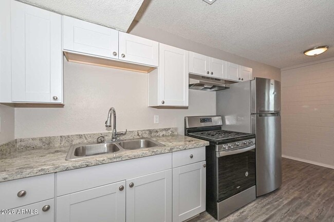 730 E Siesta Dr Unit 1