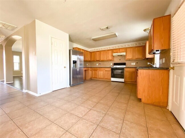 Photo - 20823 Oak Rain Ct