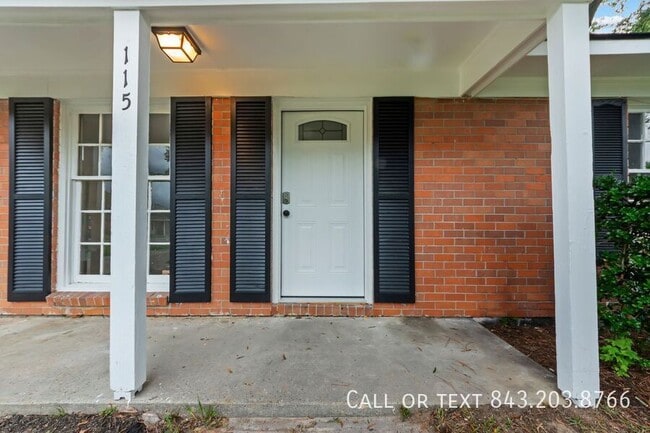 Photo - 115 Clarine Dr