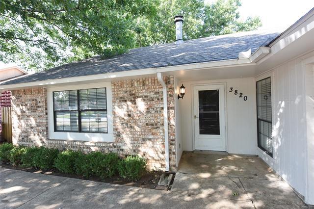 Photo - 3820 7 Gables St