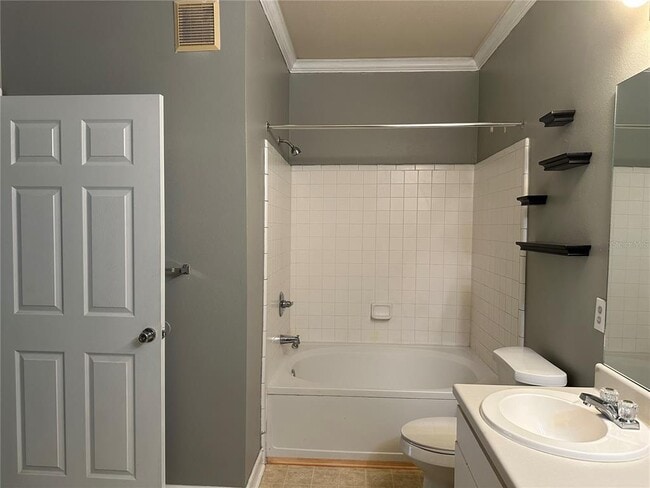 Photo - 18302 Bridle Club Dr Unidad 18302