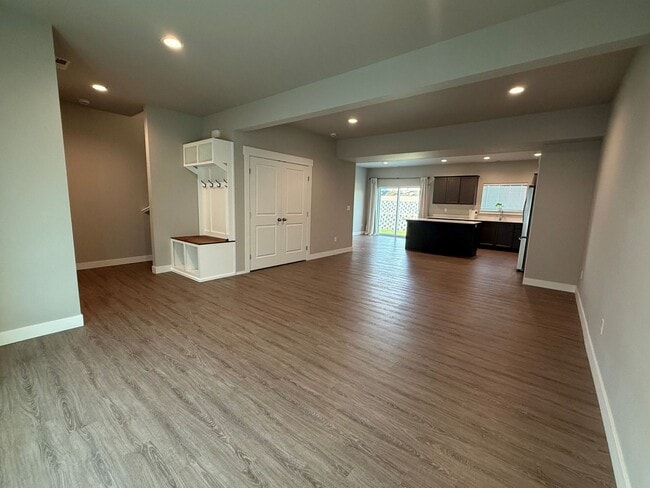Photo - Coming soon Now renting 3 bedroom House