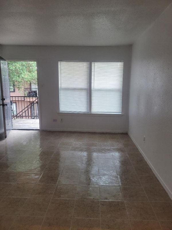 Photo - 2701 Perez Rd Apartamento