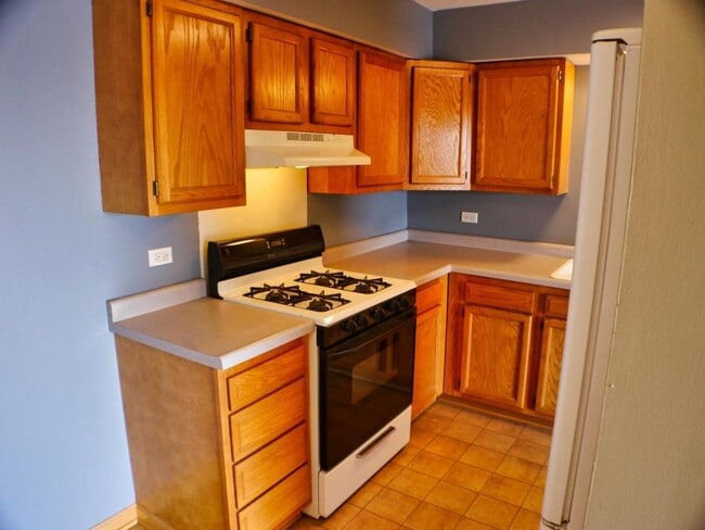 Photo - 4827 W 109th St