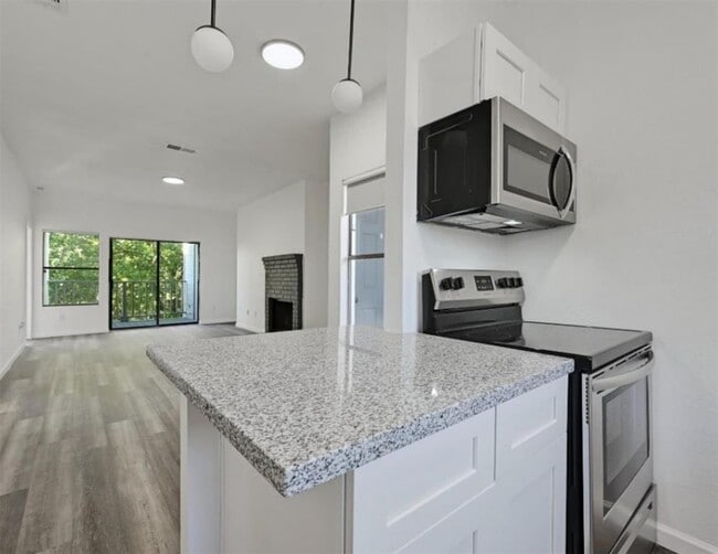 Photo - 9508 Kempler Dr Unit A