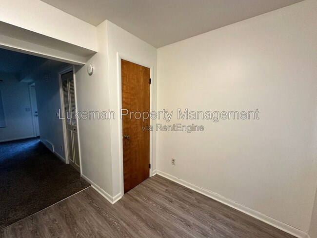 Photo - 518 N Clarendon St