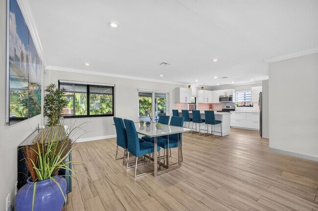 Photo - 407 SE 5th St