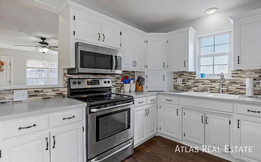 Photo - 4401 NW Pennington Ln