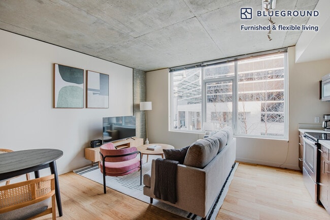 Photo - 11011 NE 9th Pl Unidad FL2-ID821