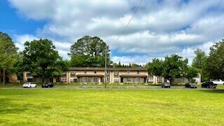 Franklin Manor Apartments