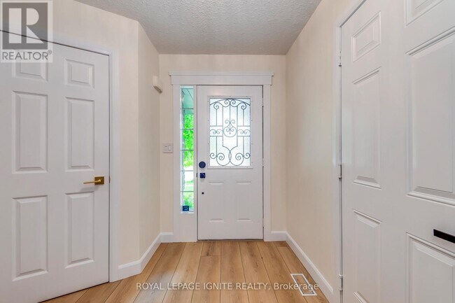 Photo - 64 Templewood Dr