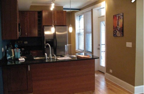 Photo - 1142 W Pratt Blvd Unit 2N