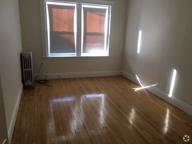 Building Photo - 108 Washington St Rental