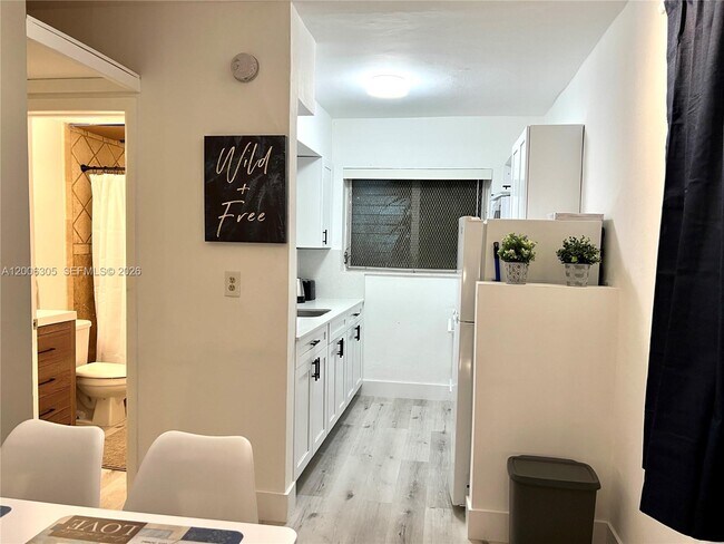 Photo - 825 Euclid Ave Unidad 8