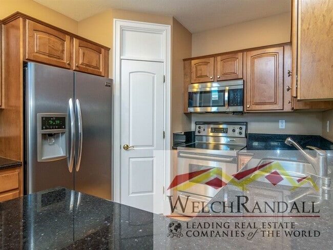 Photo - Spacious 2-Bedroom Condo in Prime Downtown... Unit 405