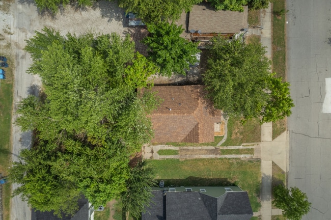 Photo - 2118 S Jackson Ave