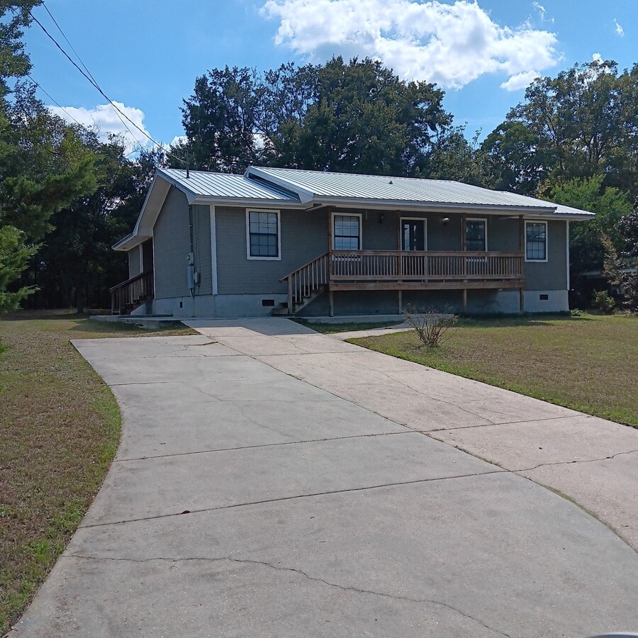 Photo - 471 Gunter St