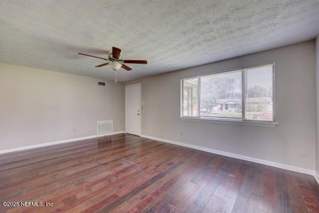 Photo - 4150 Lazy Hollow Ln N
