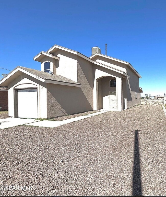 Photo - 7500 Howard St