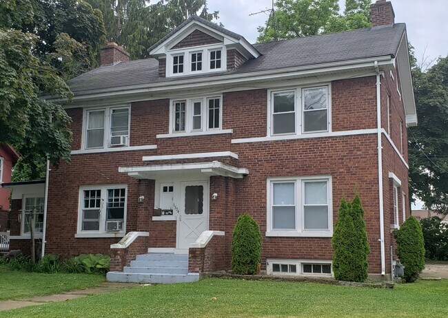 Photo - 6504 Sheridan Rd Unit 1