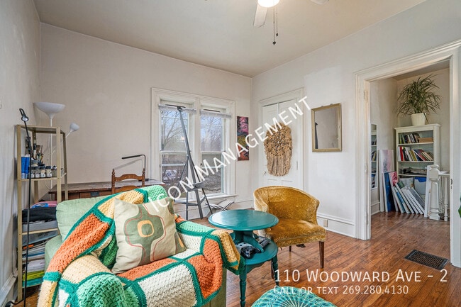 Photo - 110 Woodward Ave Unit 2