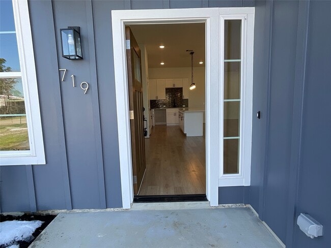 Photo - 719 Red Oak Ave