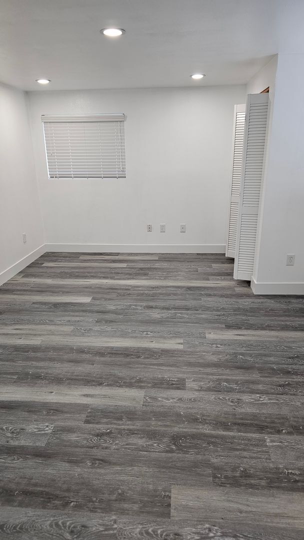 Photo - Arvin Duplex Unit 210