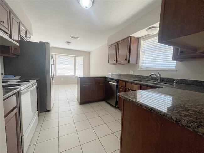 Photo - 1922 Havenhouse Dr