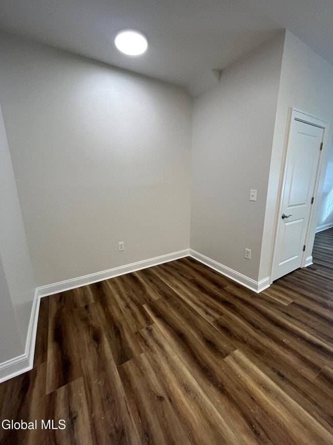 Photo - 60 Weibel Ave