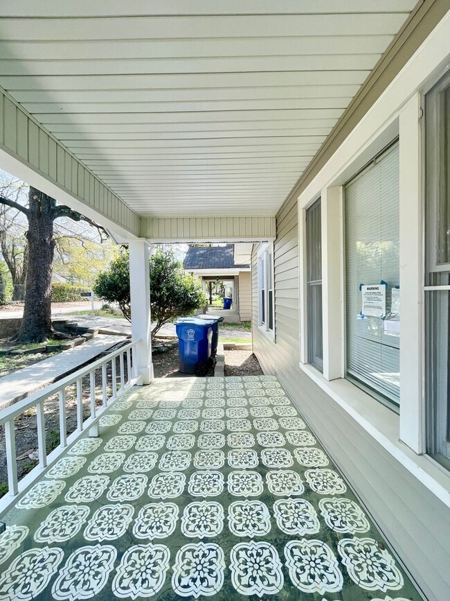 Photo - North Main Area