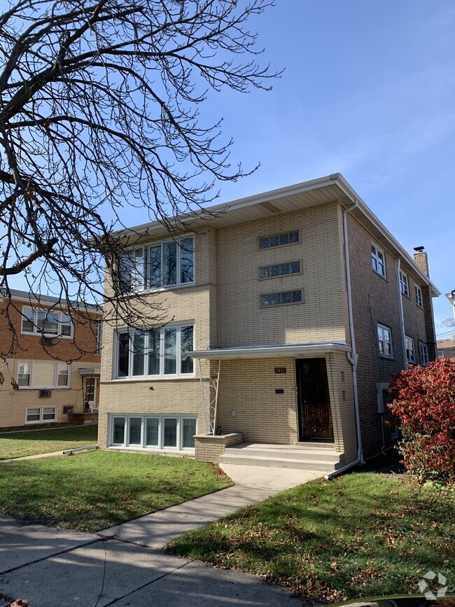 Building Photo - 5432 S Austin Ave Unit 2 Rental